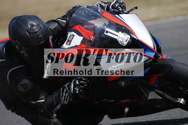 Archiv-2023/28 05.06.2023 Moto Club Anneau du Rhin/rouge-expert/1